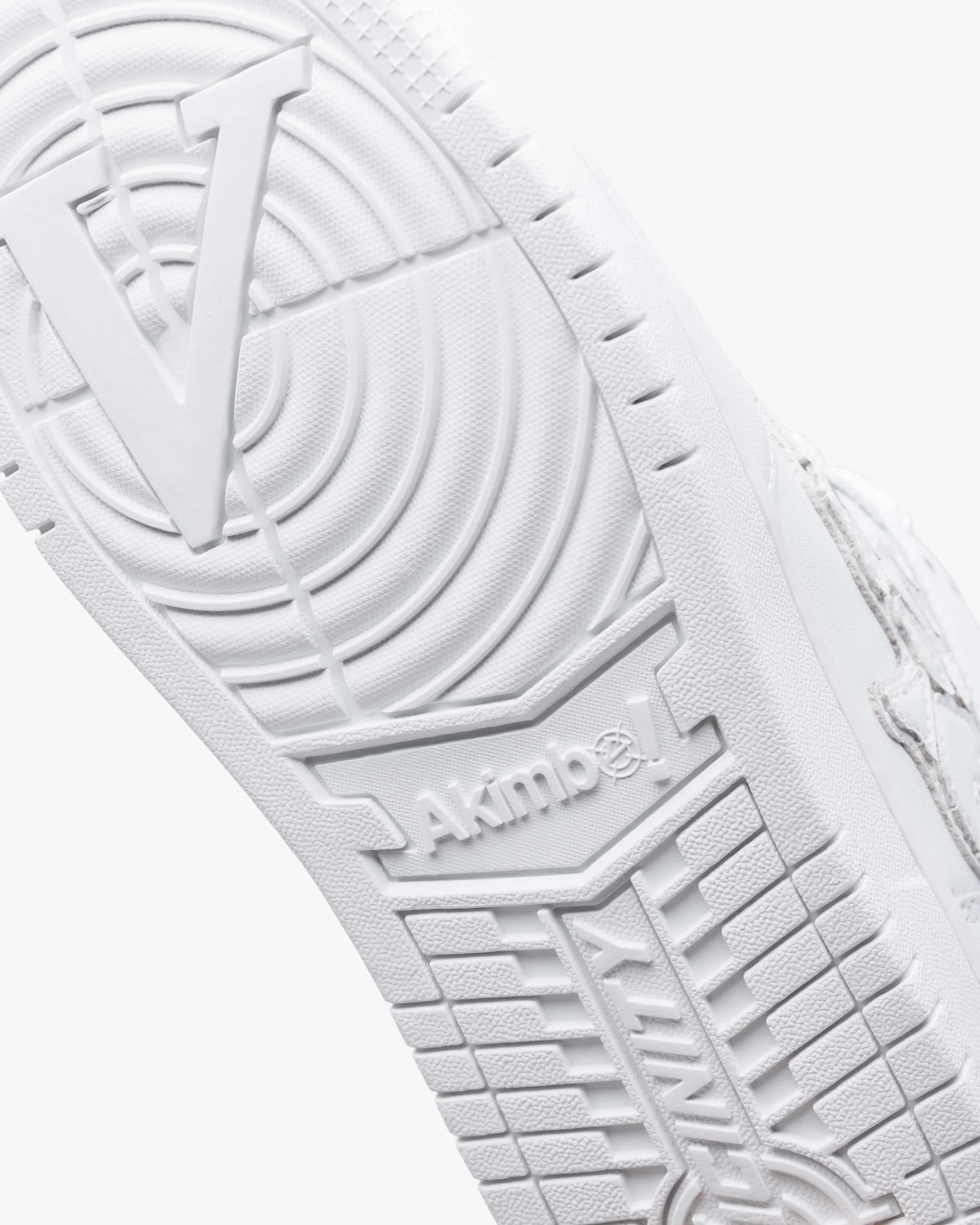 AKIMBO LOWS "TRIPLE WHITE" - Image 12