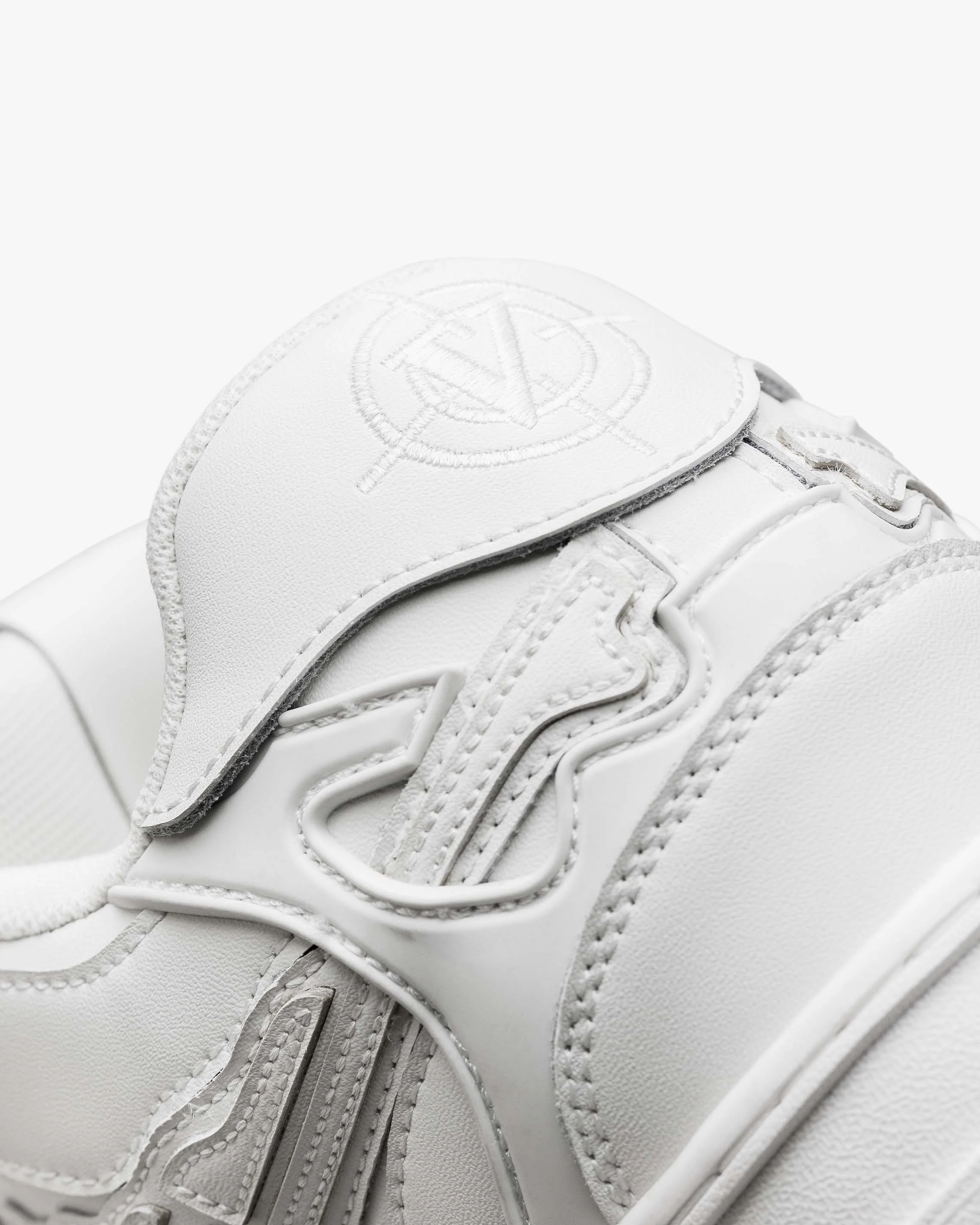 AKIMBO LOWS V2 "PURE WHITE" - Image 11