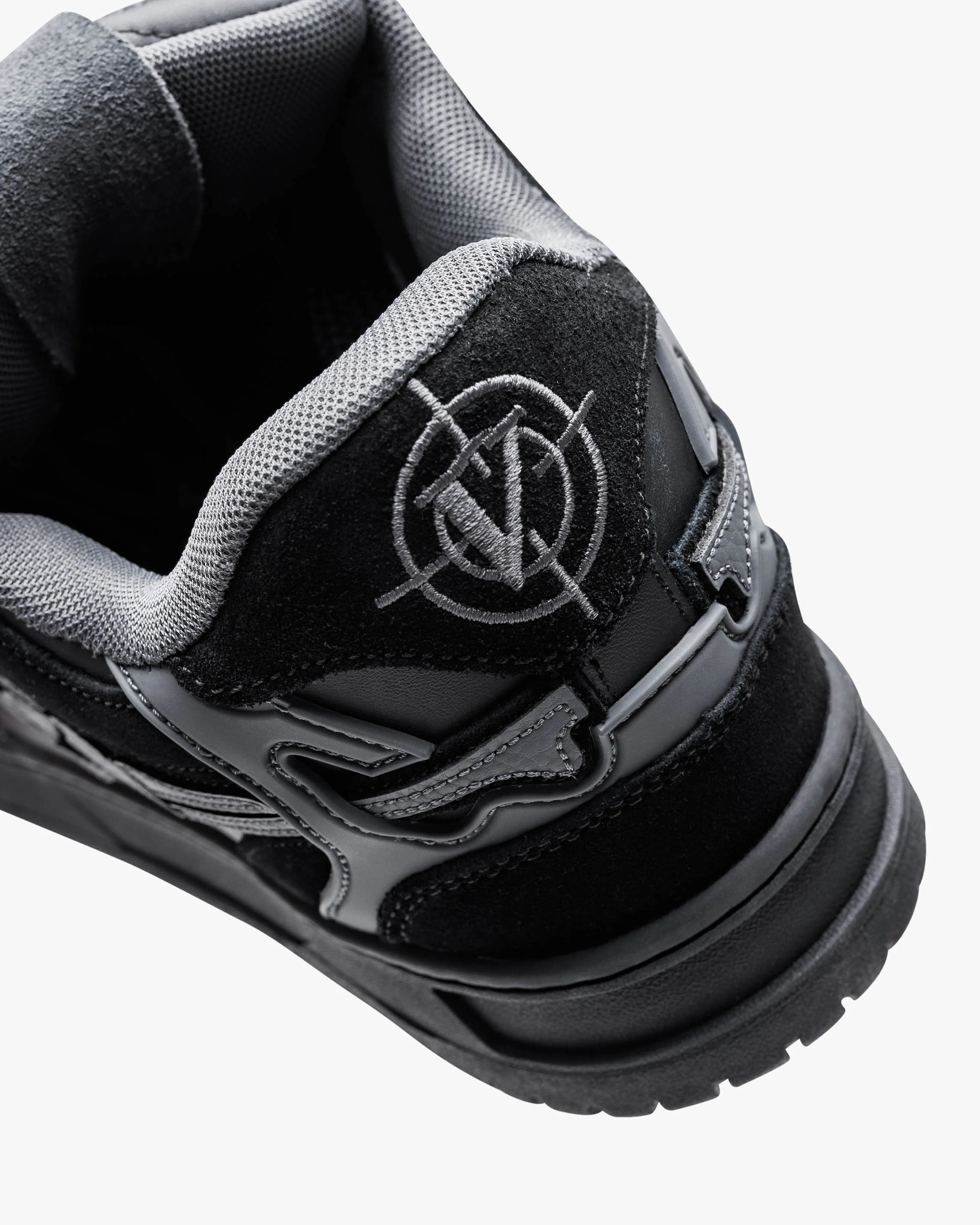 AKIMBO LOWS V2 "TRIPLE BLACK" - Image 10