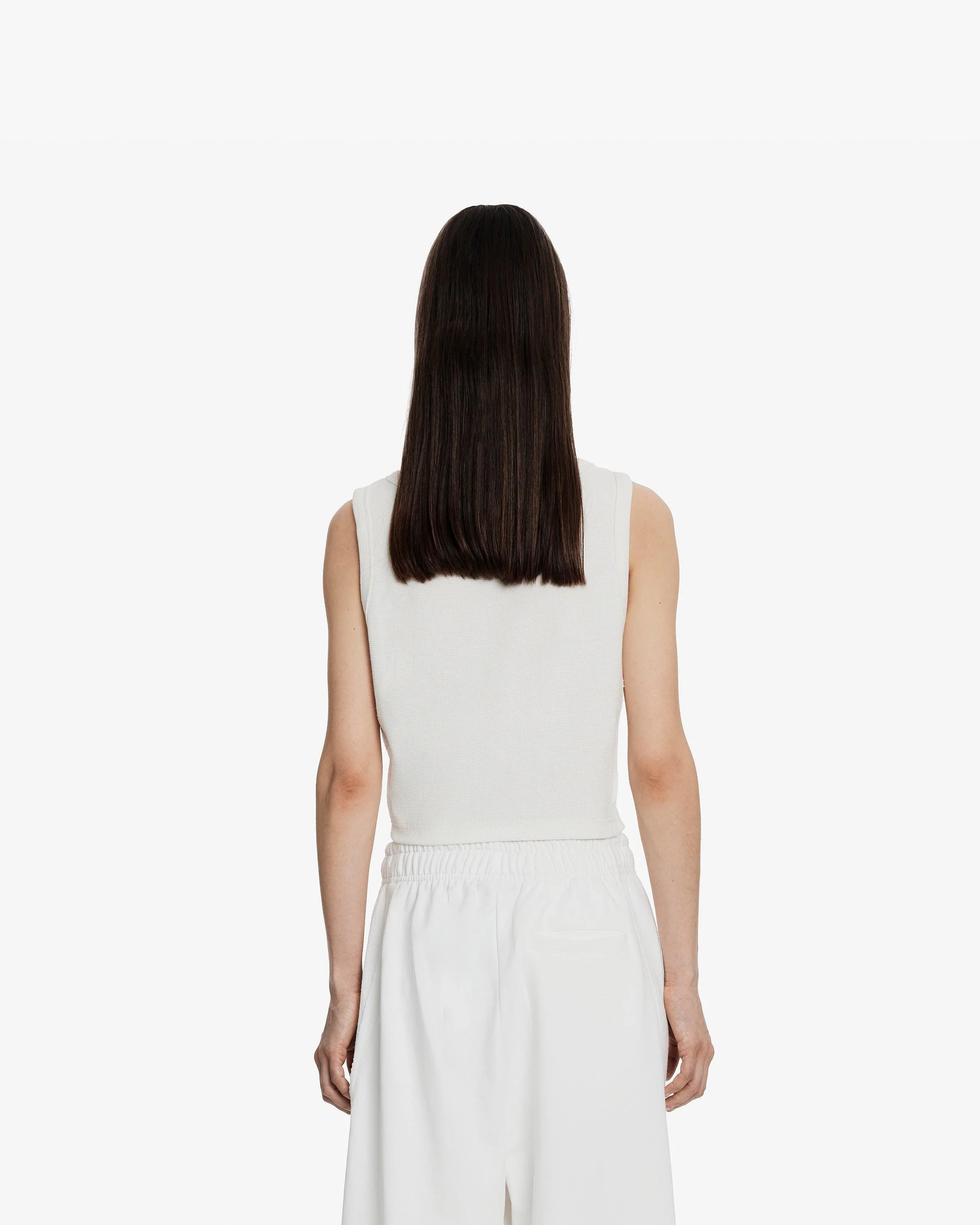 CROP TANKTOP DOUBLE PACK (BLACK & WHITE) - Image 10