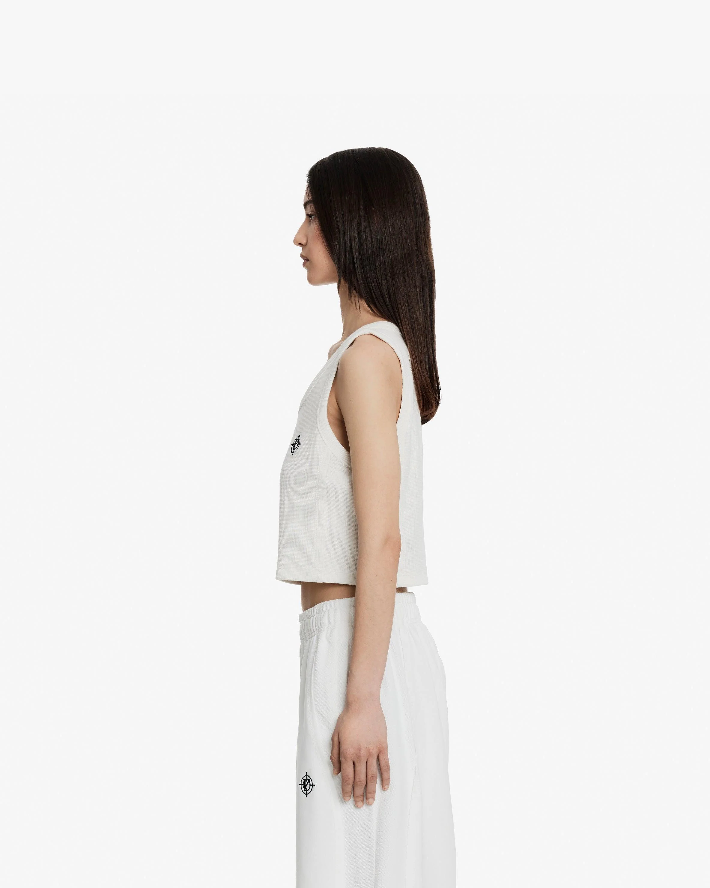 CROP TANKTOP DOUBLE PACK (BLACK & WHITE) - Image 11