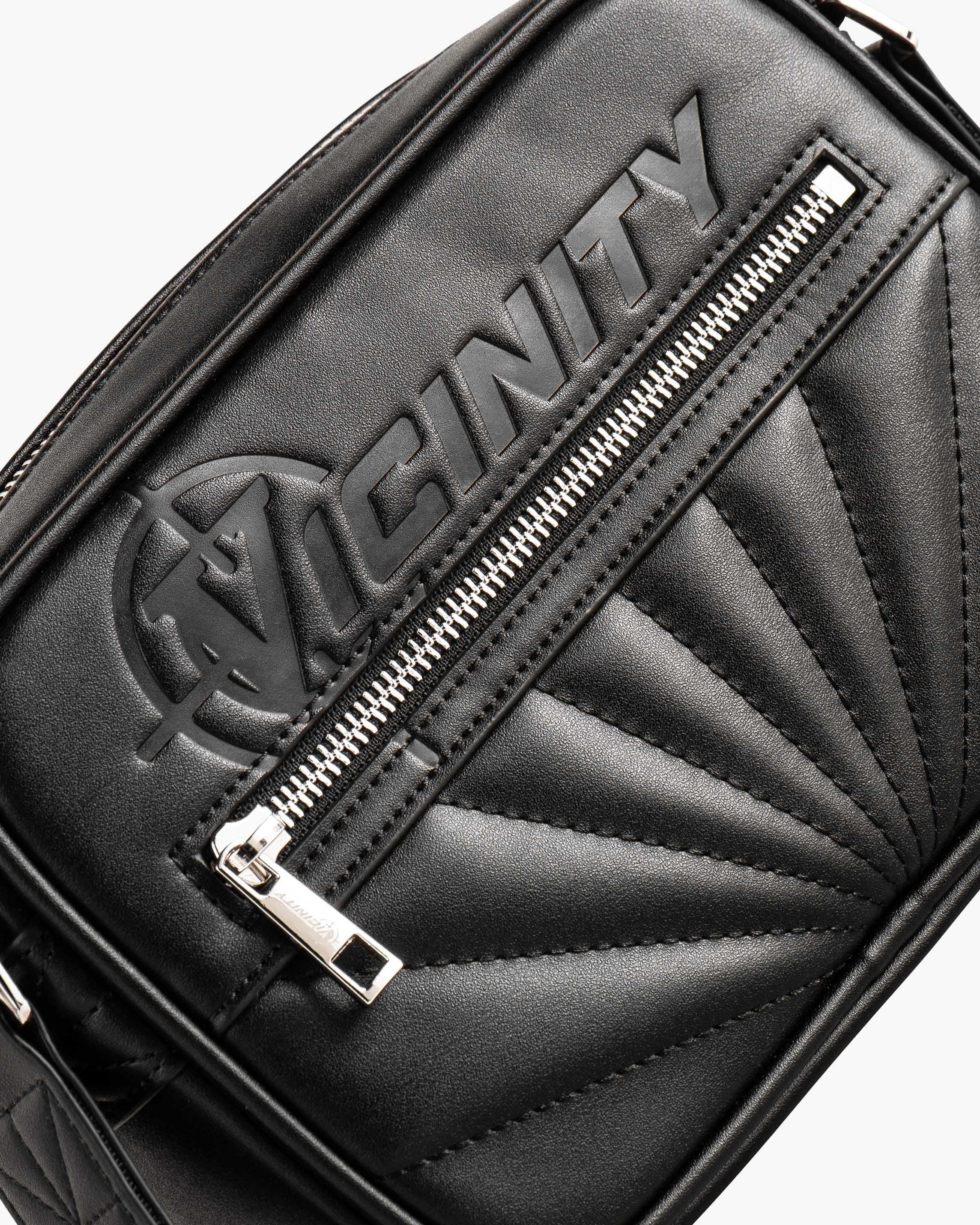 DEBOSSED LOGO SHOULDER BAG - BLACK - Image 3