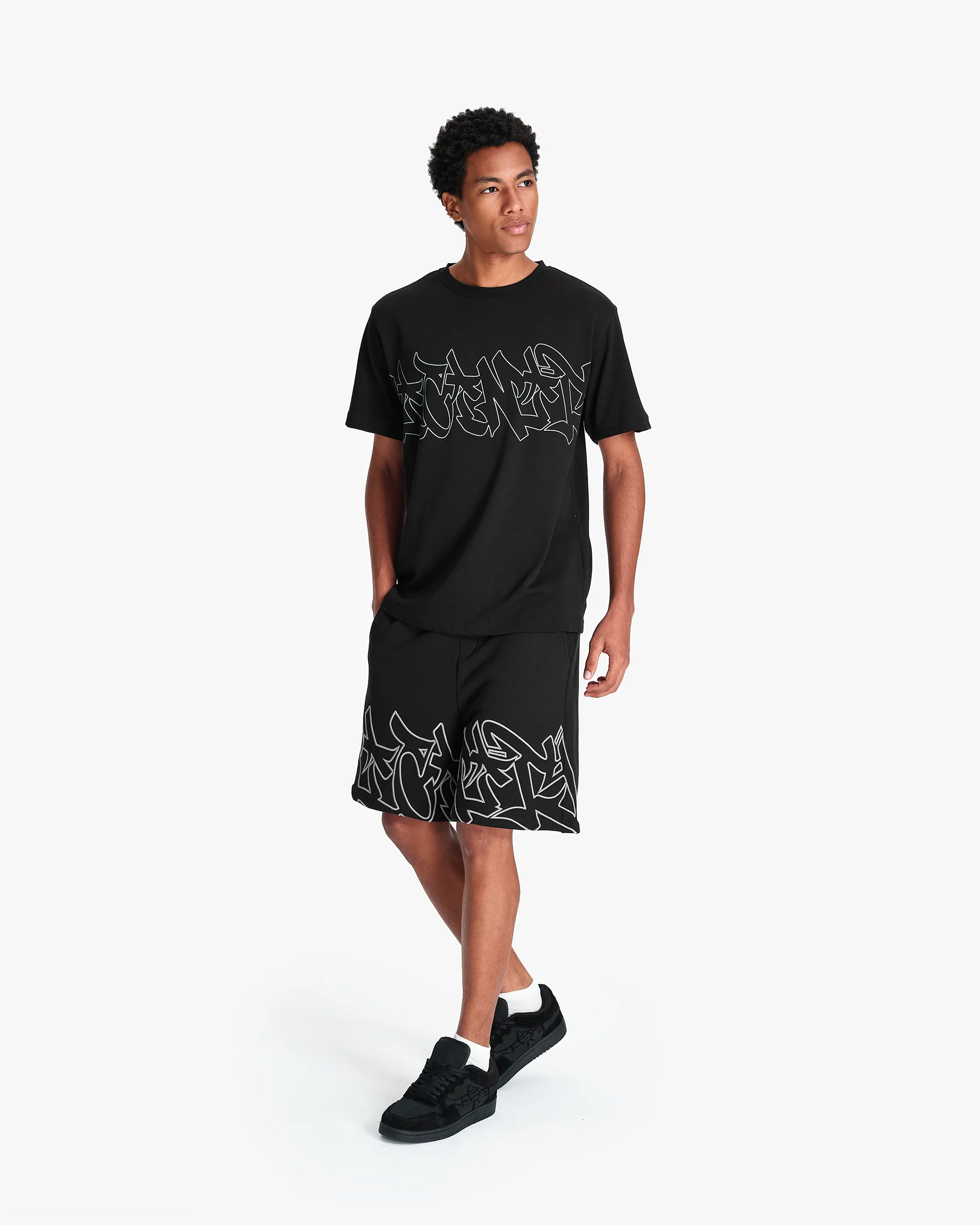 GRAFFITI TEE BLACK - Image 8