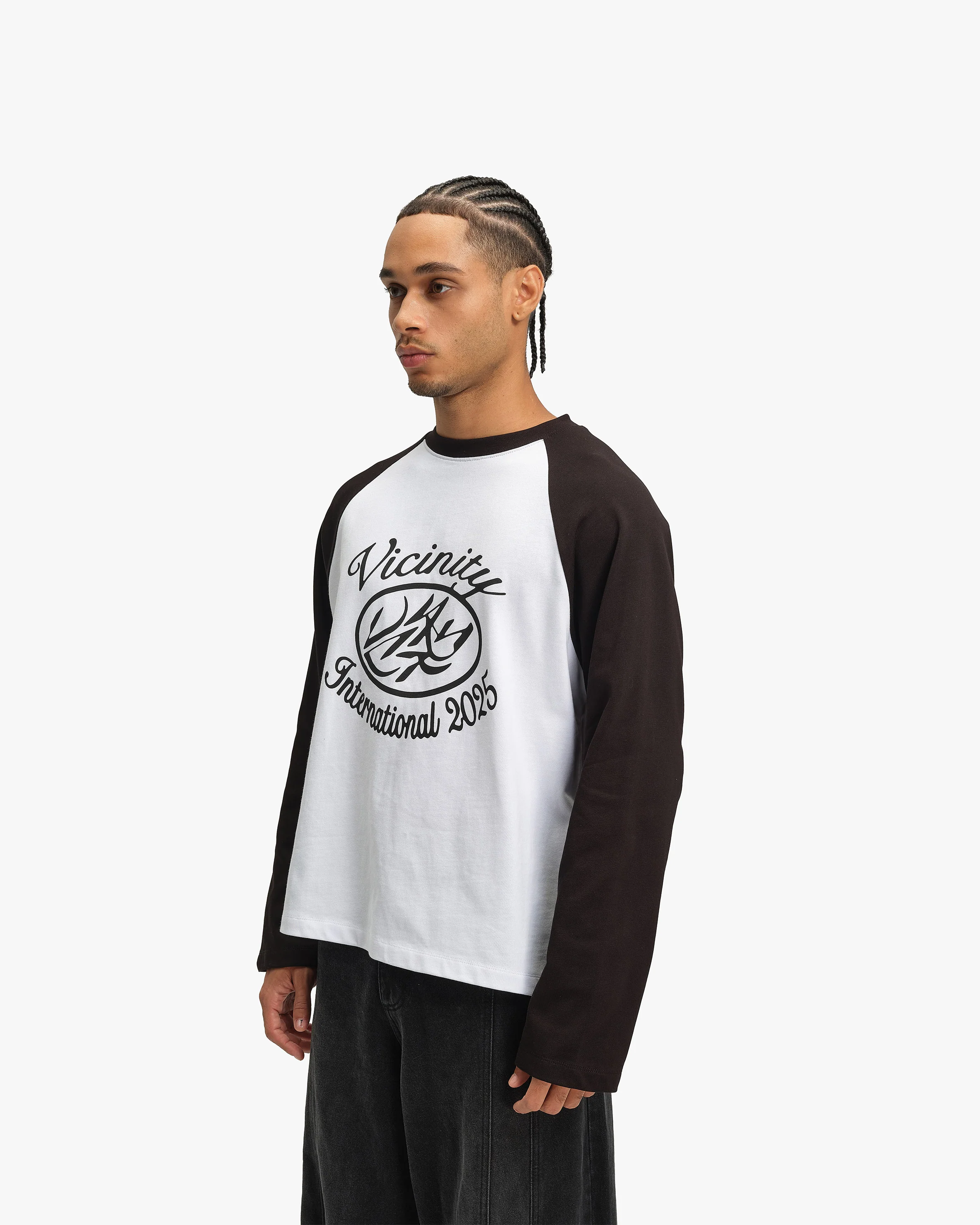 INTERNATIONAL LONGSLEEVE BLACK/WHITE - Image 5