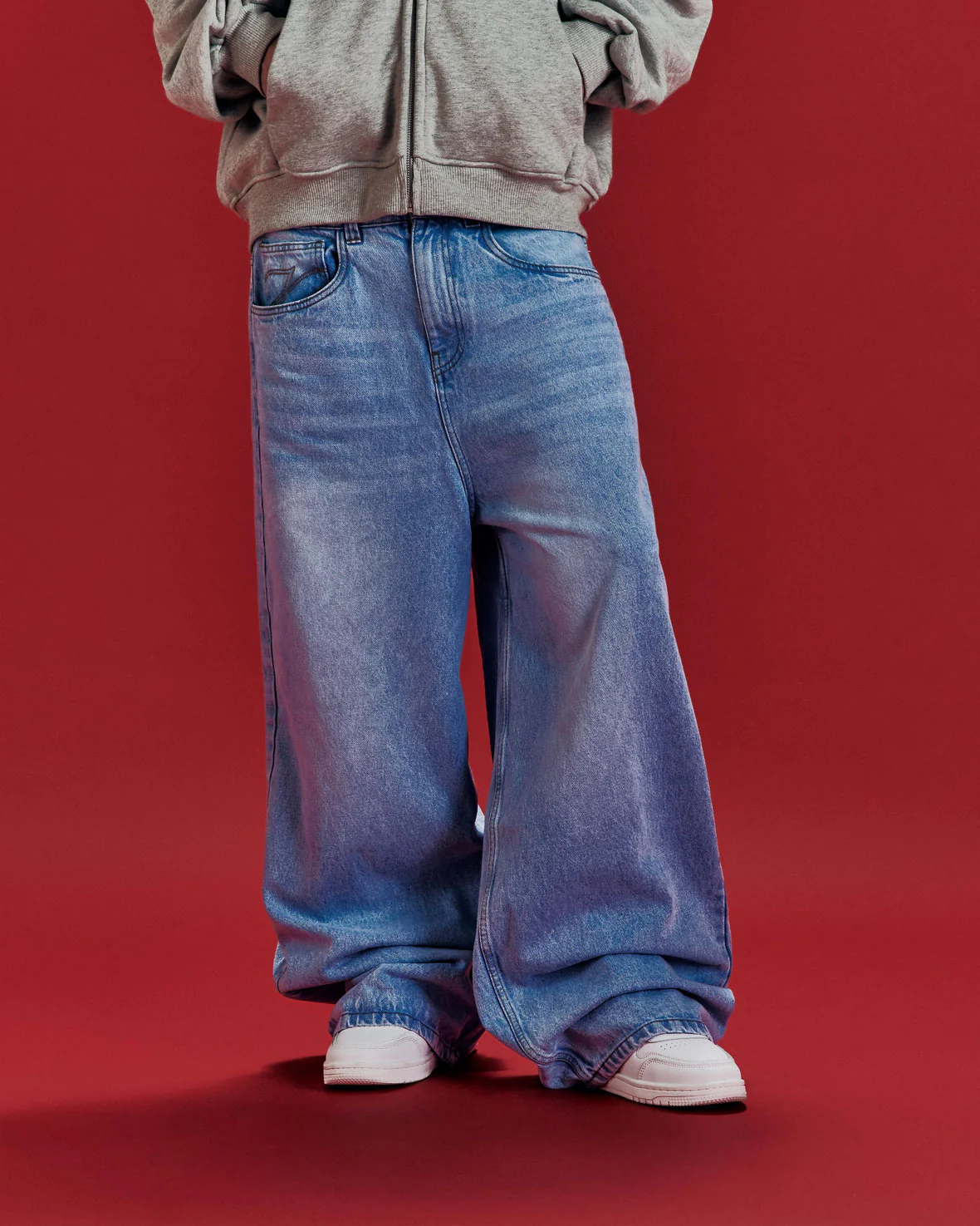 THE BAGGY DENIM LIGHT BLUE - Image 2