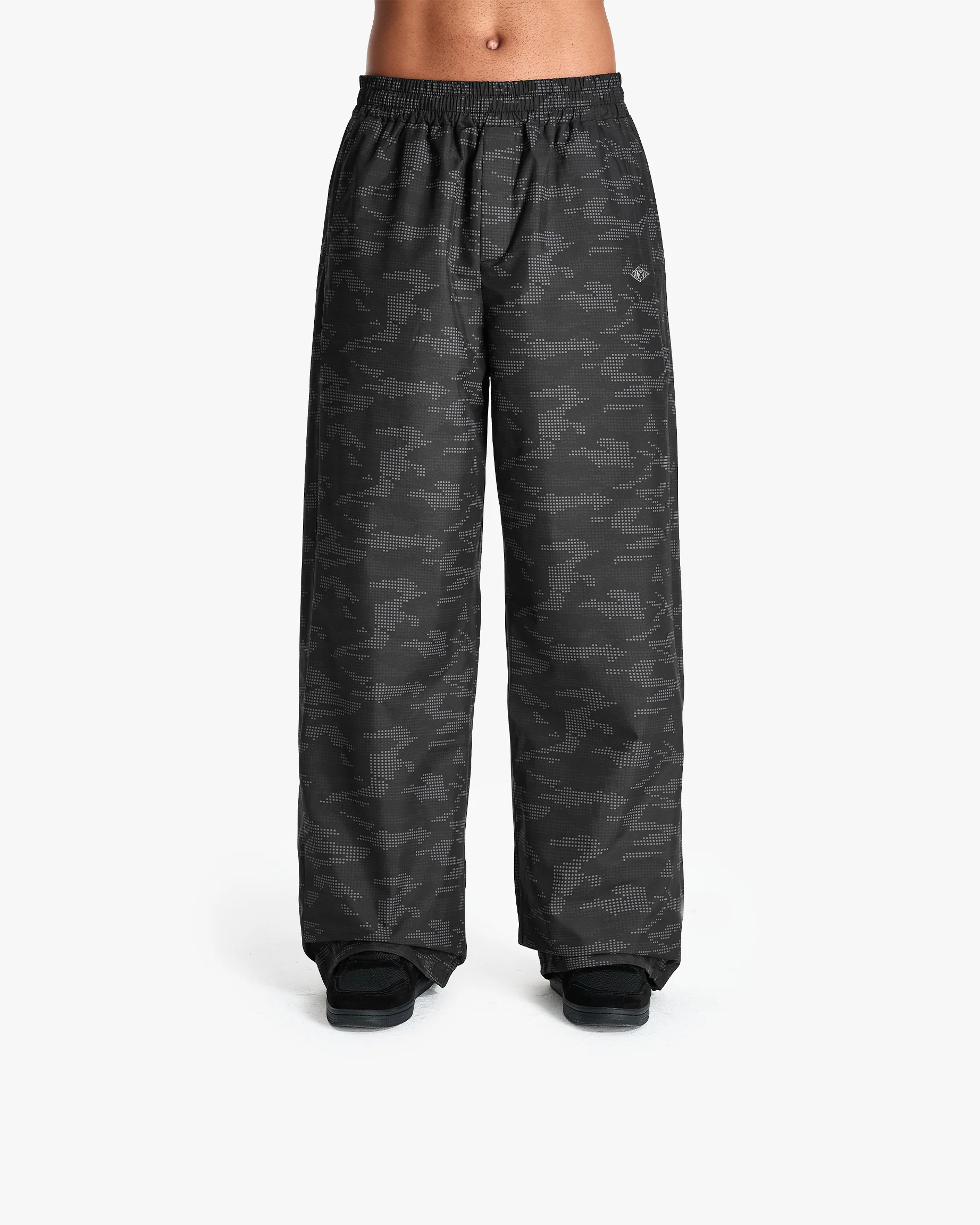 TRACK PANTS DOTTED CAMO BLACK - Image 3