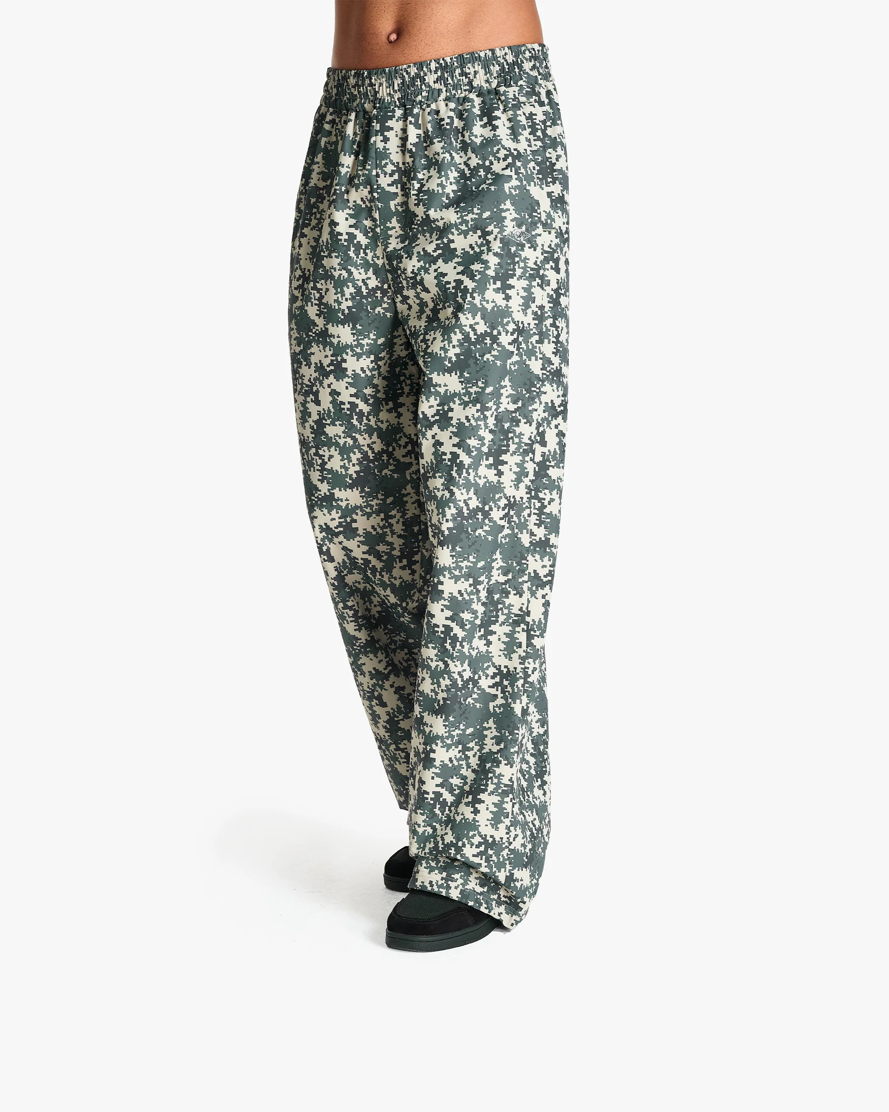 TRACK PANTS PIXEL CAMO - Image 8