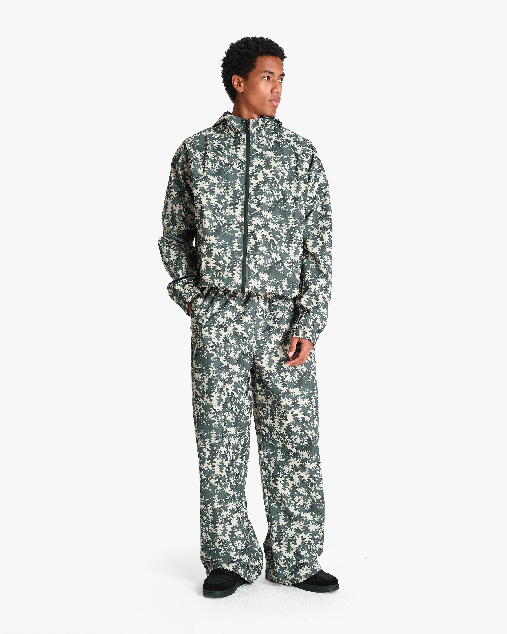 TRACK PANTS PIXEL CAMO - Image 9