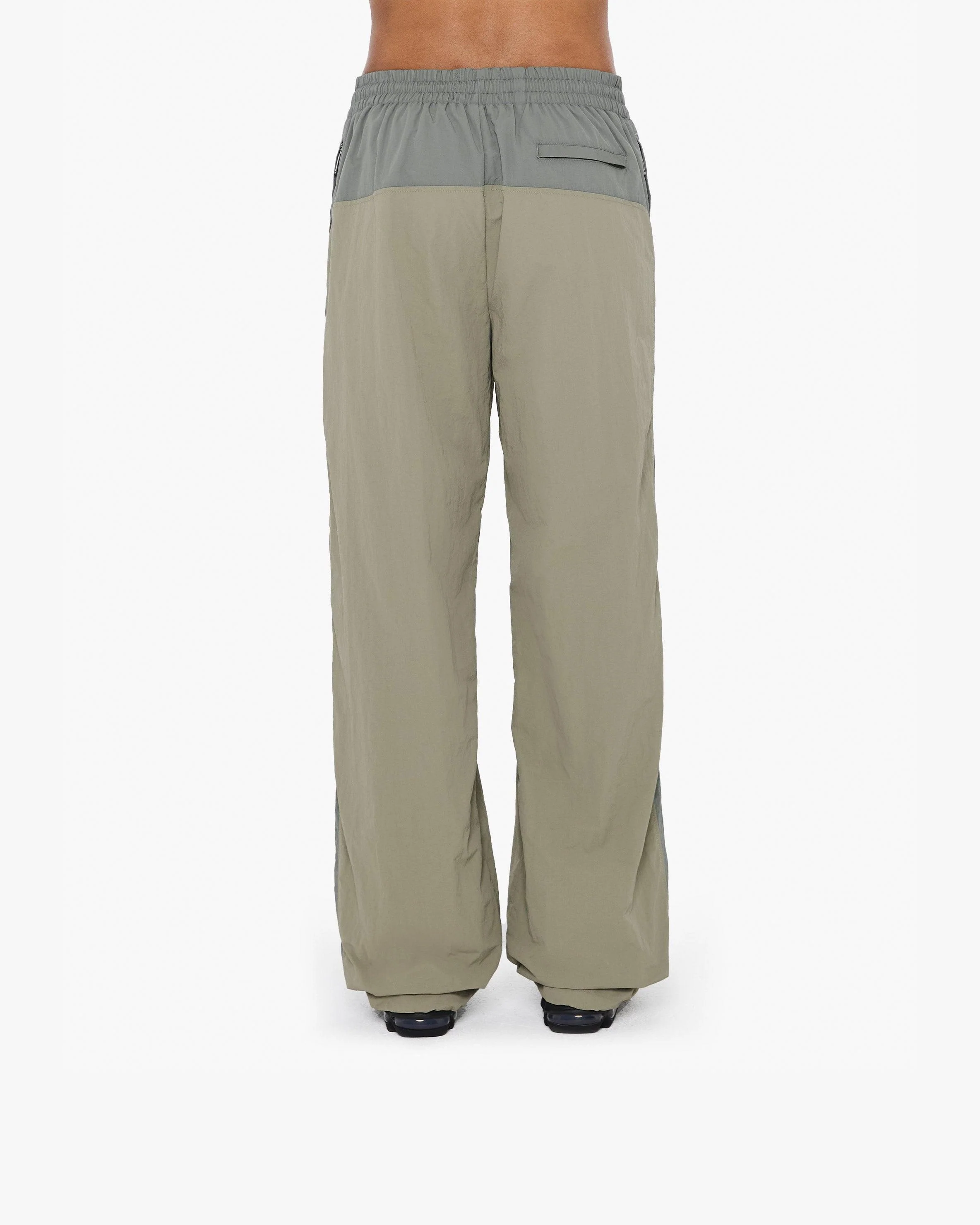TRACK PANTS V3 WASABI - Image 7