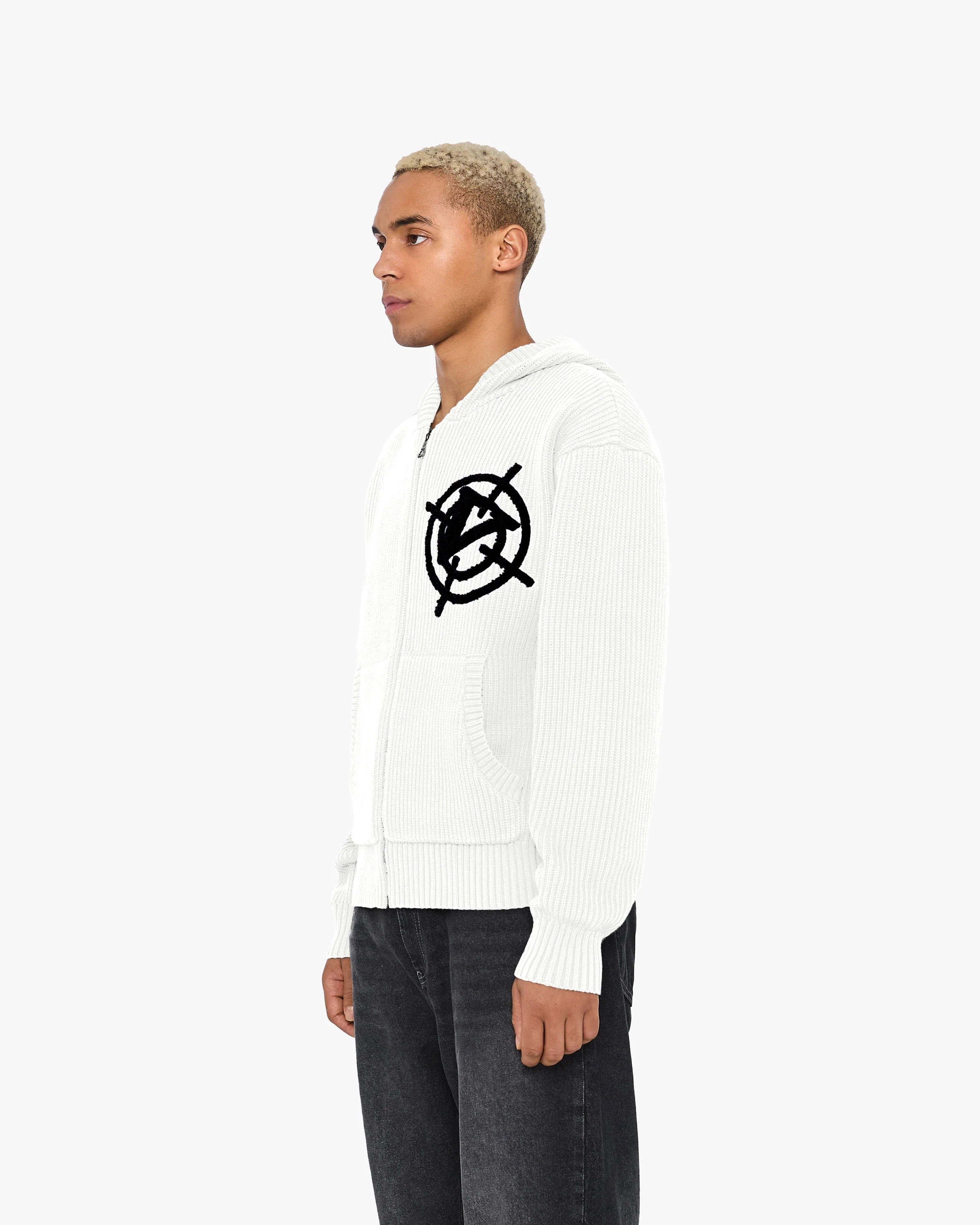 V-LOGO KNIT ZIP HOODIE WHITE - Image 4