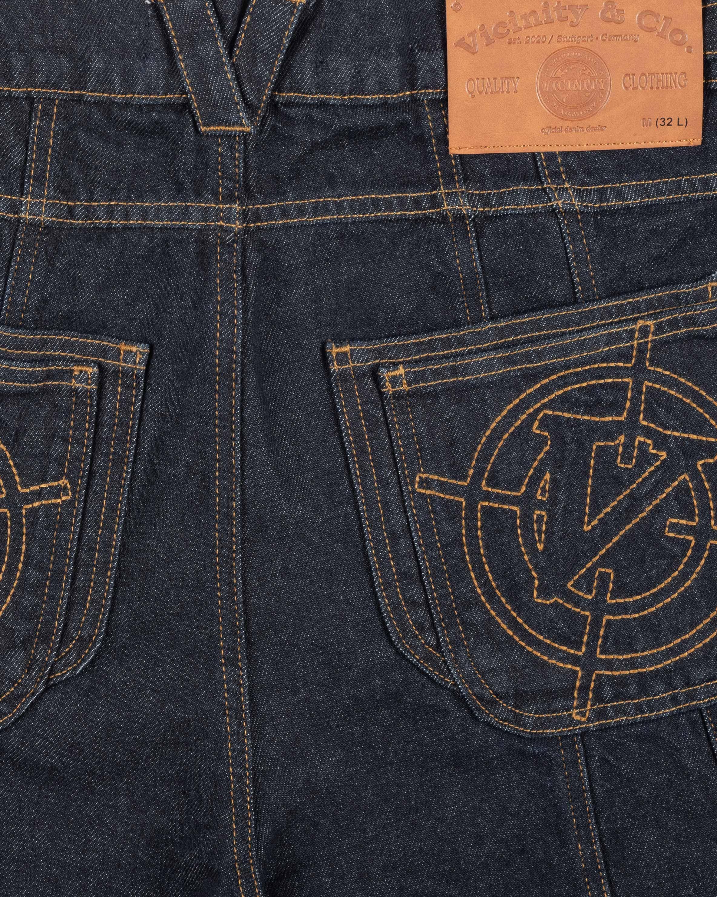 V-LOGO RAW JORTS - Image 8
